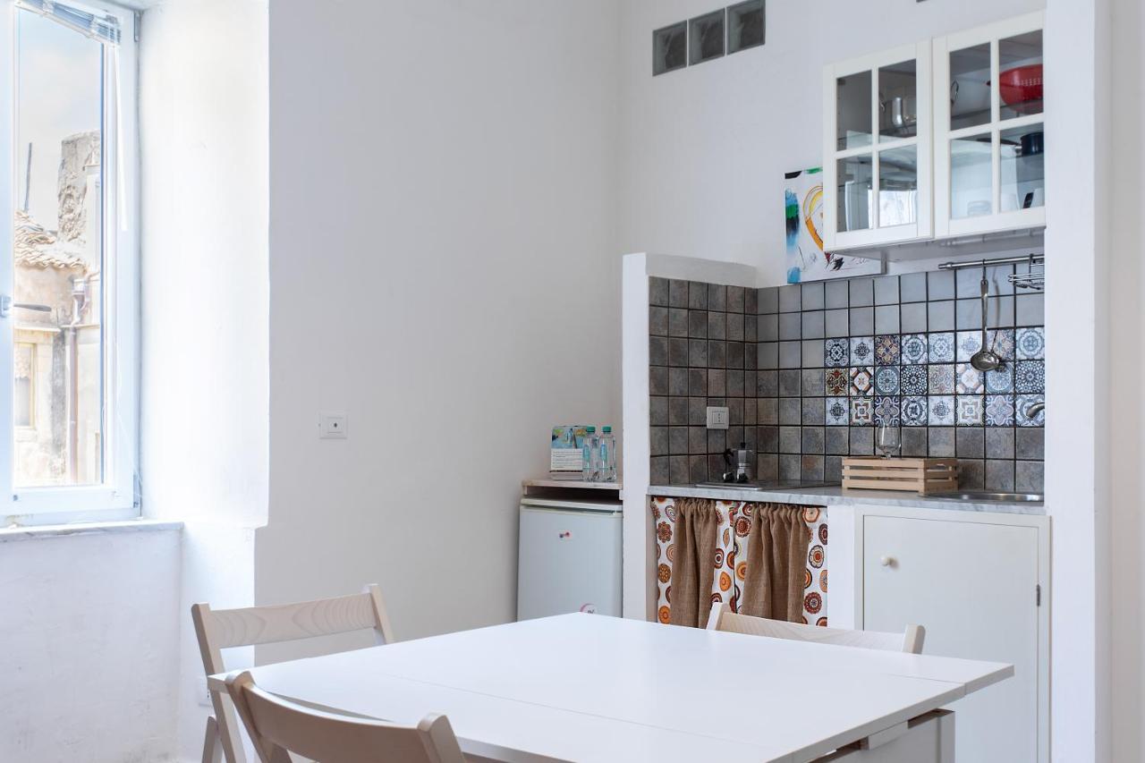 Calipso Apartments Ortigia Siraküza Dış mekan fotoğraf